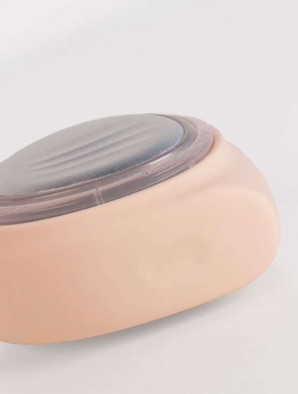 image of a ILLUMEN-Photon-LED-Vibrating-Heating-Skin-Revitalizing-Beauty-Device product